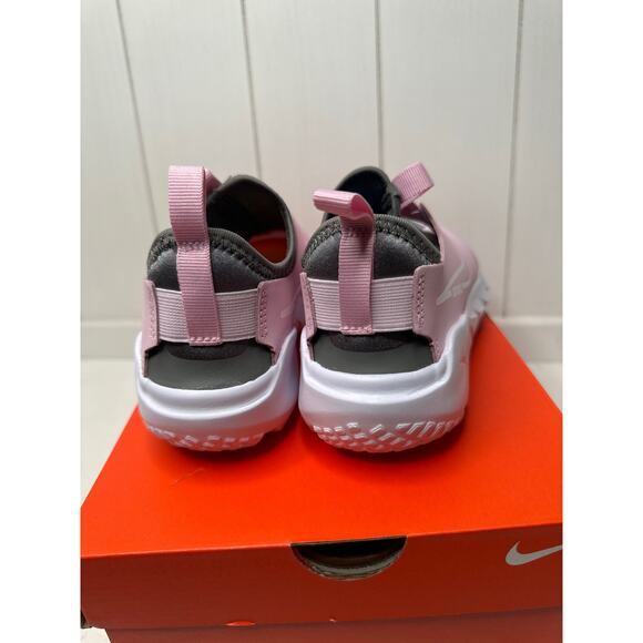 Nike Flex Runner 2 Pink Foam/White Flat Pewter Girl's Sneaker NWT in box Size 5Y - Picture 3 of 4